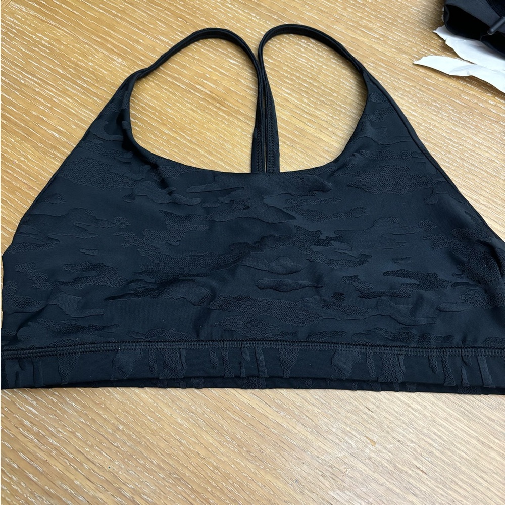 FLEO sports bra